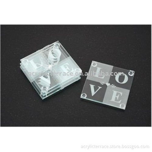 fashion design lucite love cup pad stand